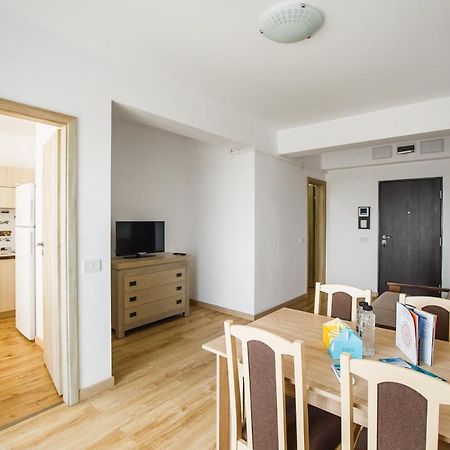 Sunny View 2 Bedroom Central Apartment Oradea Buitenkant foto
