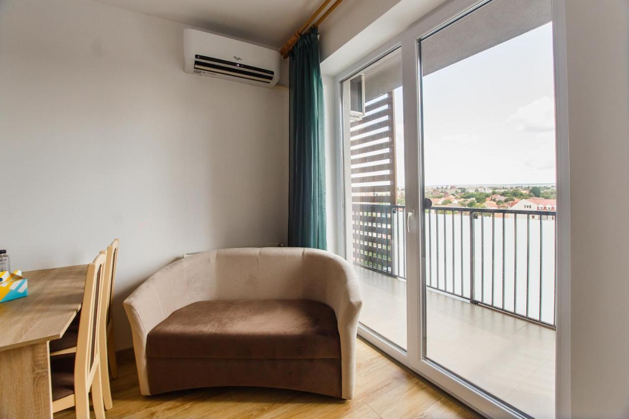 Sunny View 2 Bedroom Central Apartment Oradea Buitenkant foto