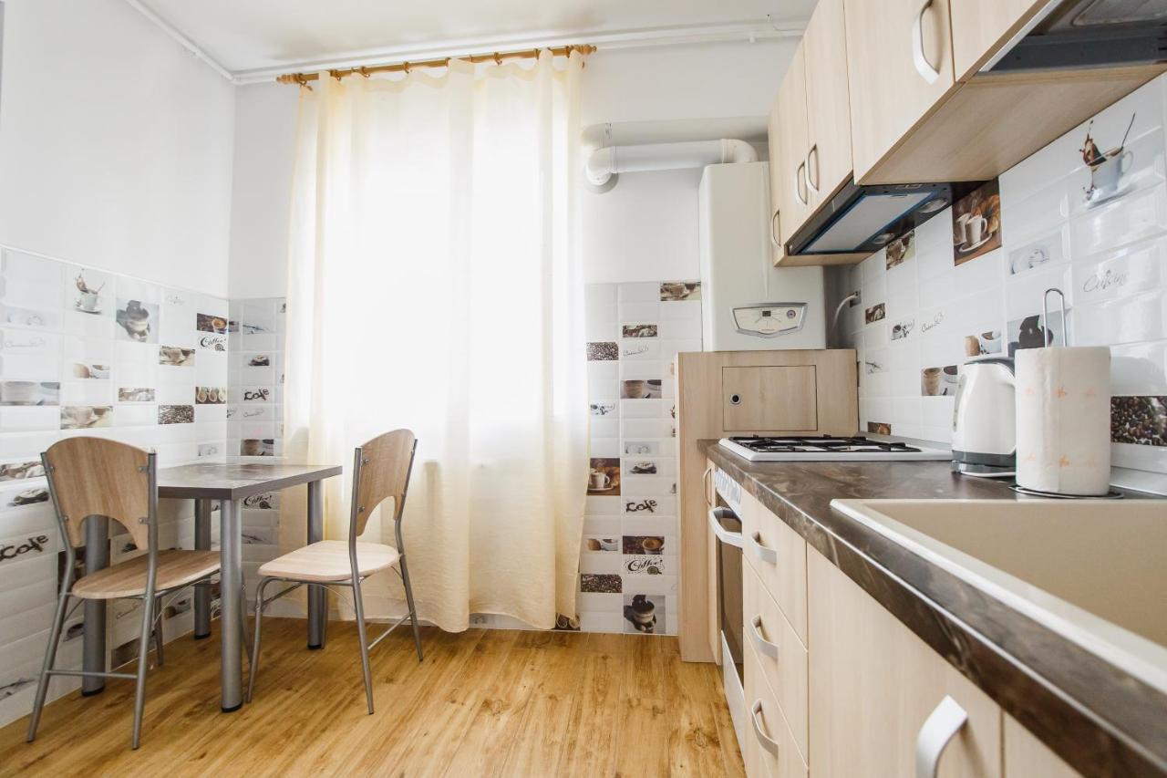 Sunny View 2 Bedroom Central Apartment Oradea Buitenkant foto