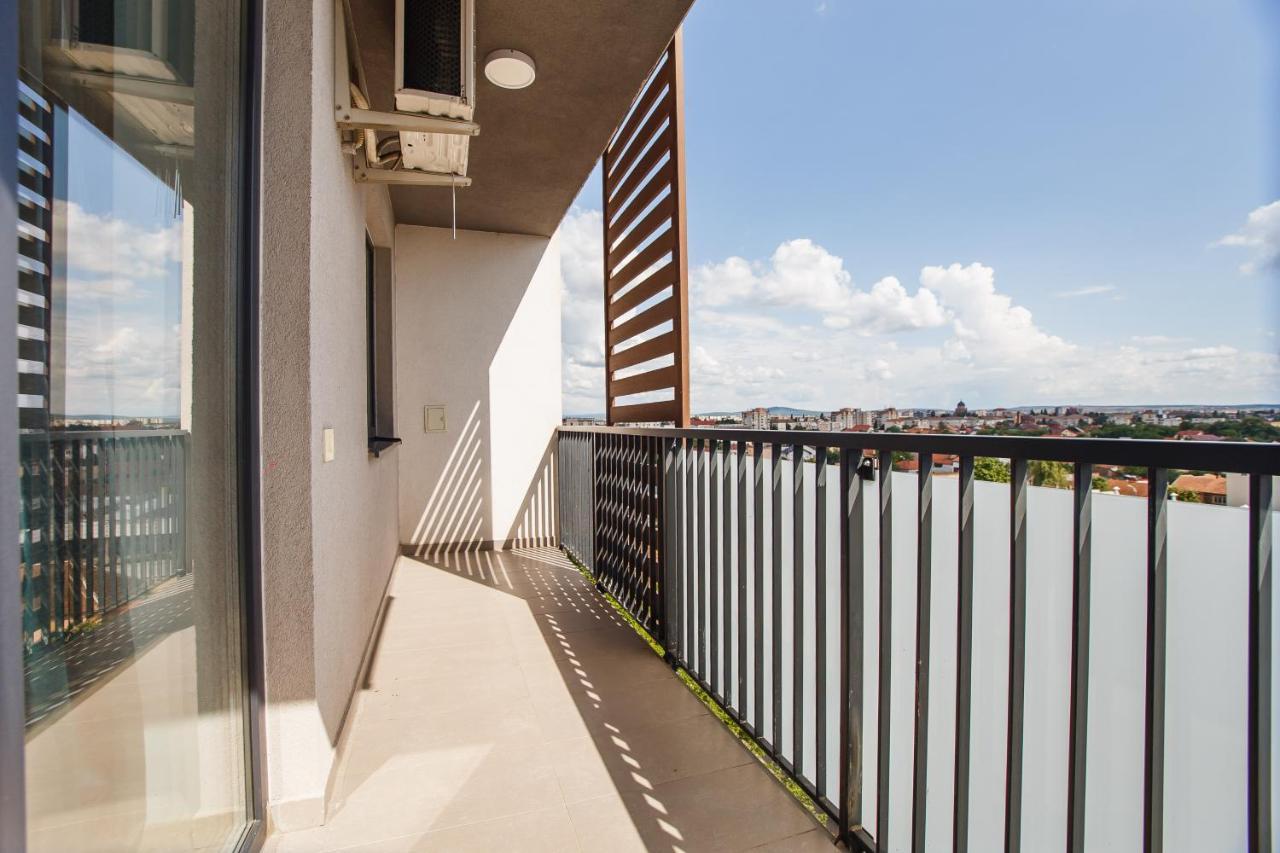 Sunny View 2 Bedroom Central Apartment Oradea Buitenkant foto