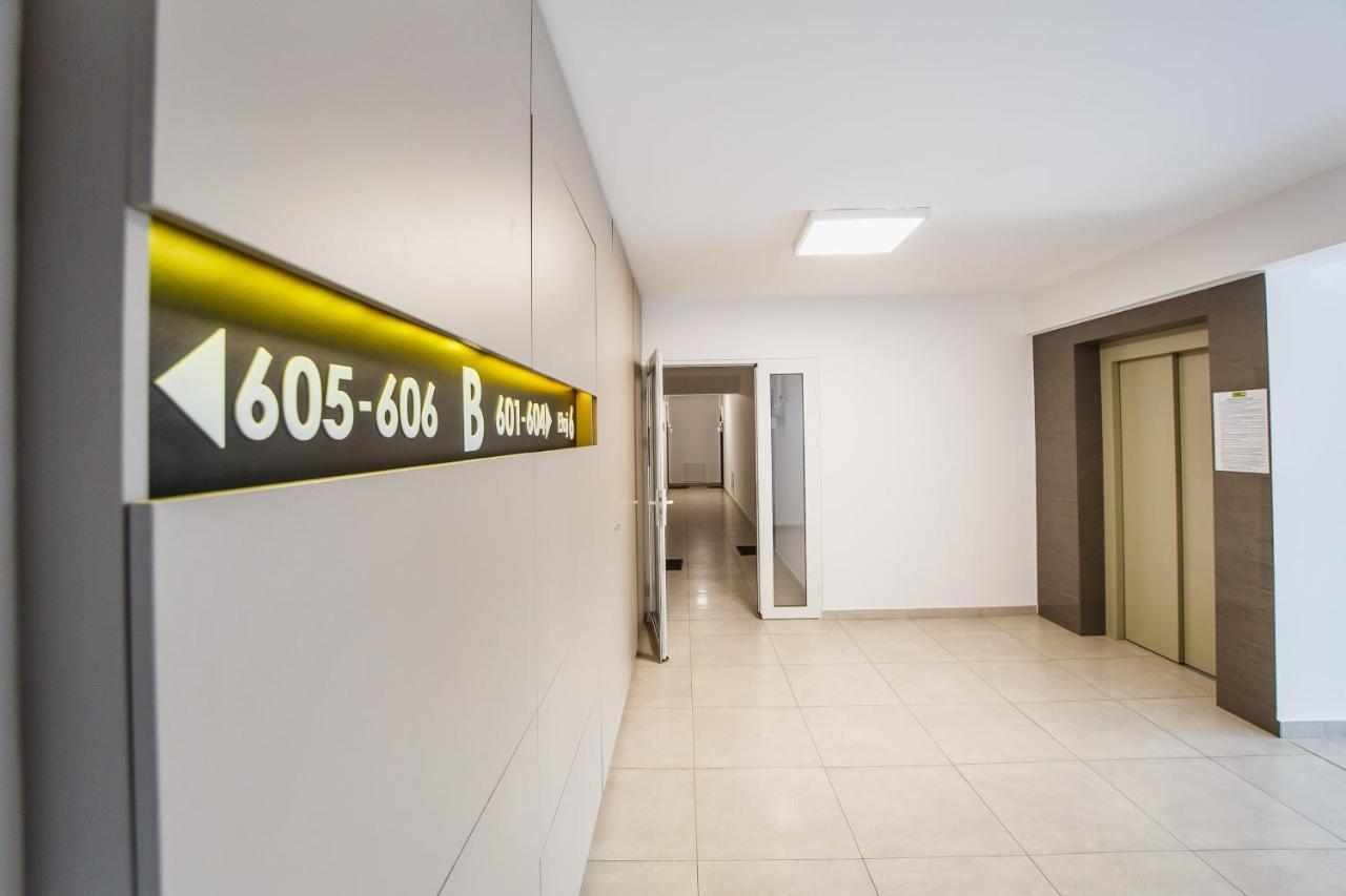 Sunny View 2 Bedroom Central Apartment Oradea Buitenkant foto